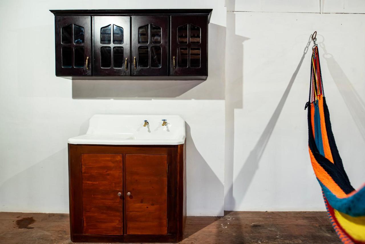 Victoria Hostal Granada