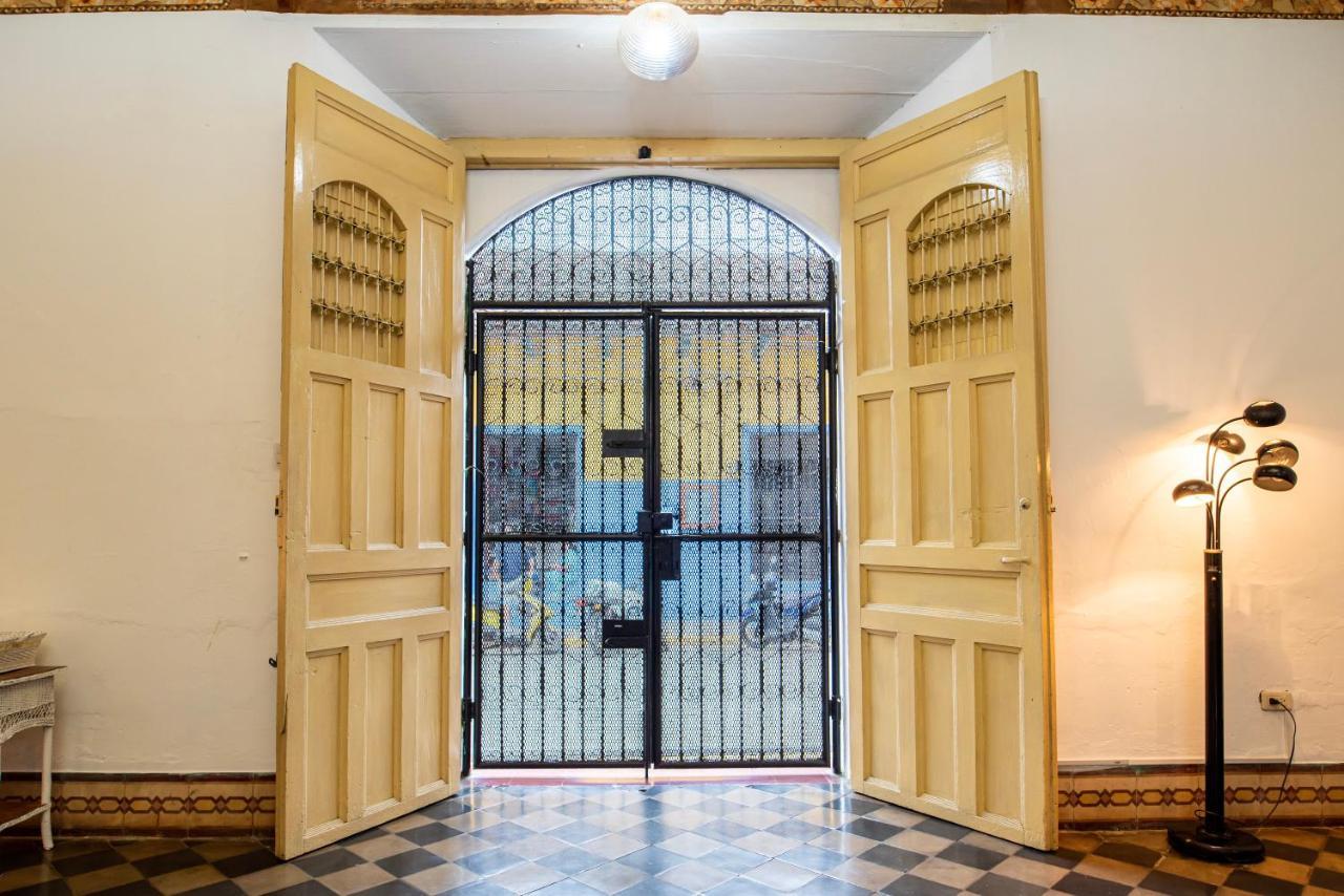 Victoria Hostal Granada